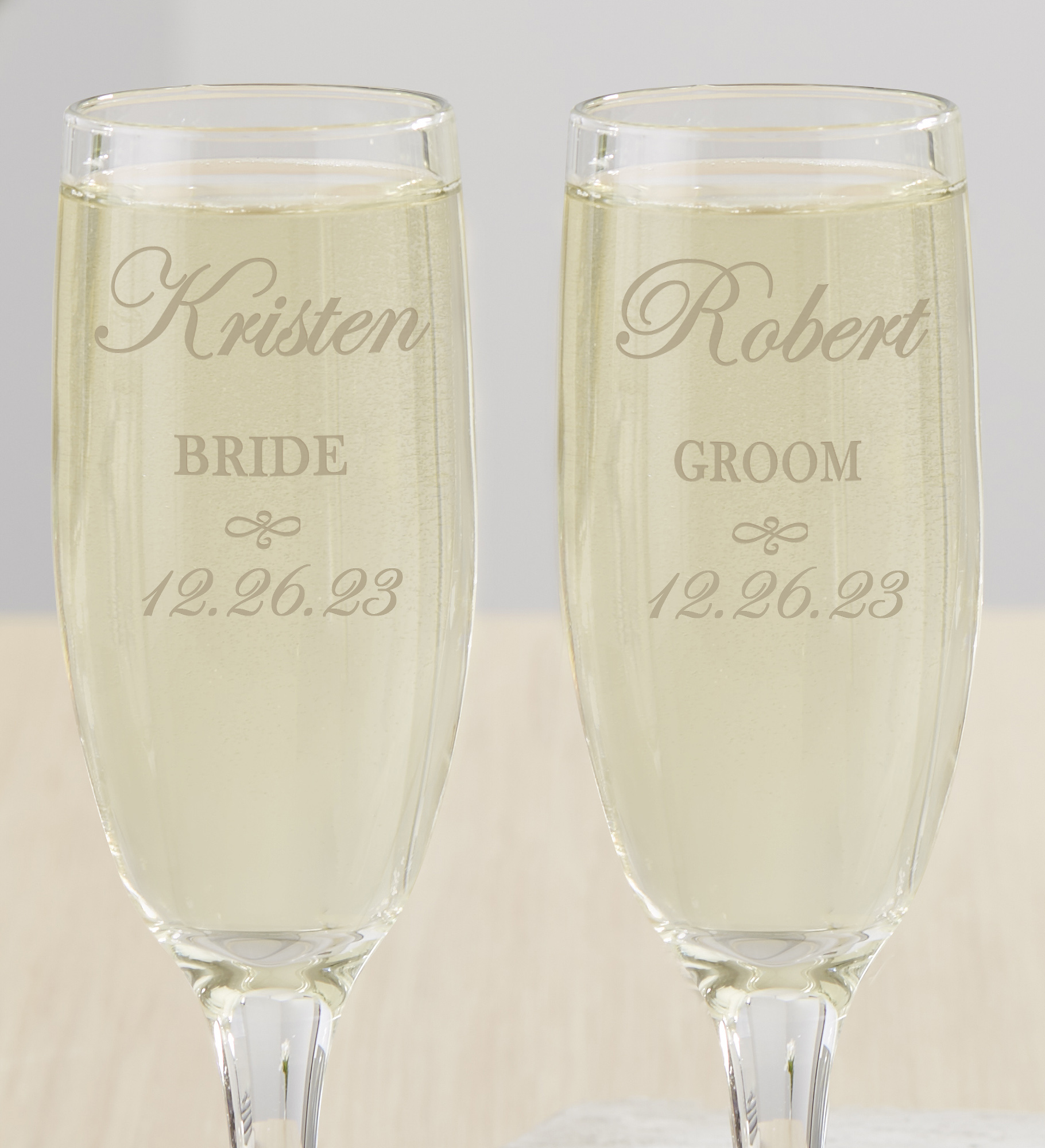 Wedding Couple Personalized Champagne Flute Set 